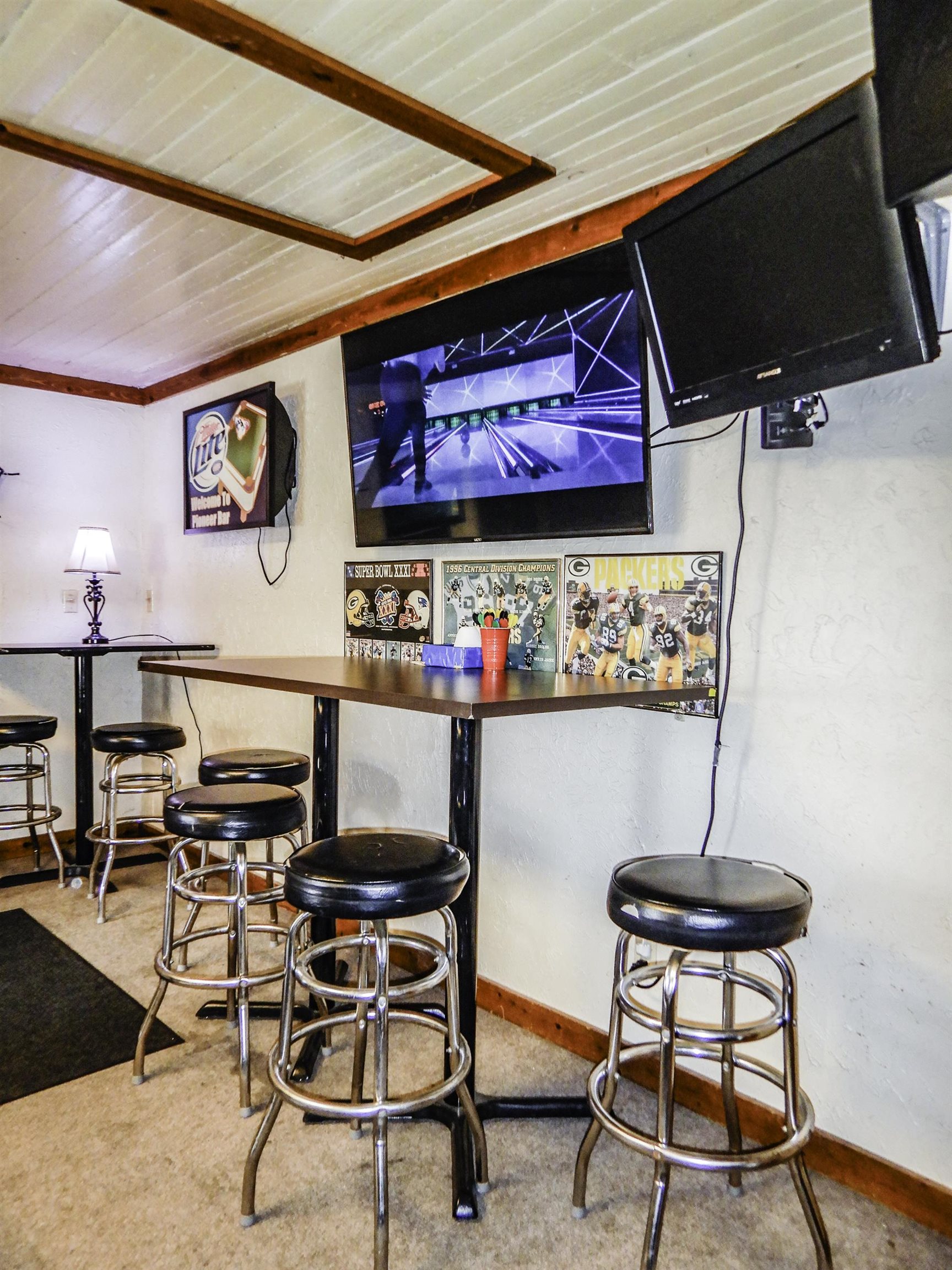 301 Collins Avenue Oconto, WI 54153 - Photo 33 of 37