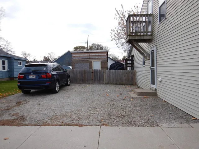 $139,900 | 301 Collins Avenue, Oconto, WI 54153