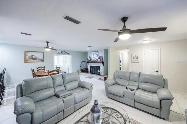 $374,000 | 116 Southwest 123rd Street, Newberry, FL 32669