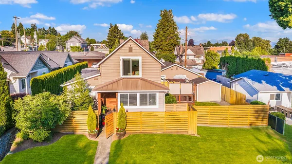 $729,950 | 123 Avenue East, Unit A & C, Snohomish, WA 98290