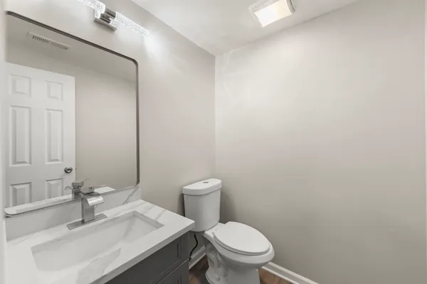 $3,200 | 1057 Bothwell Circle, Bolingbrook, IL 60440