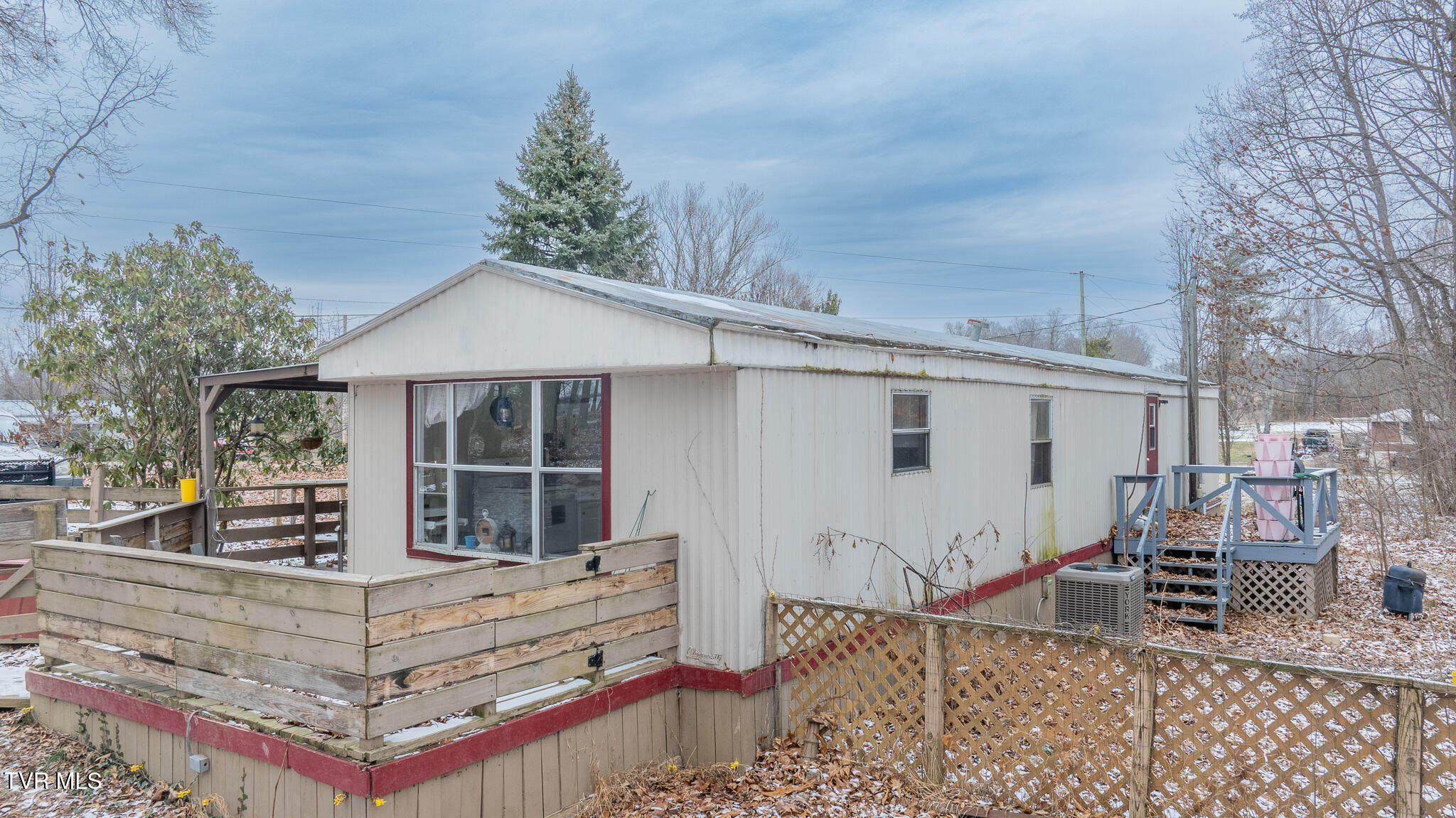 35 Boles Lane Chuckey, TN 37641 - Photo 17 of 27 dji_fly_20260128_154302_0541_17696331474