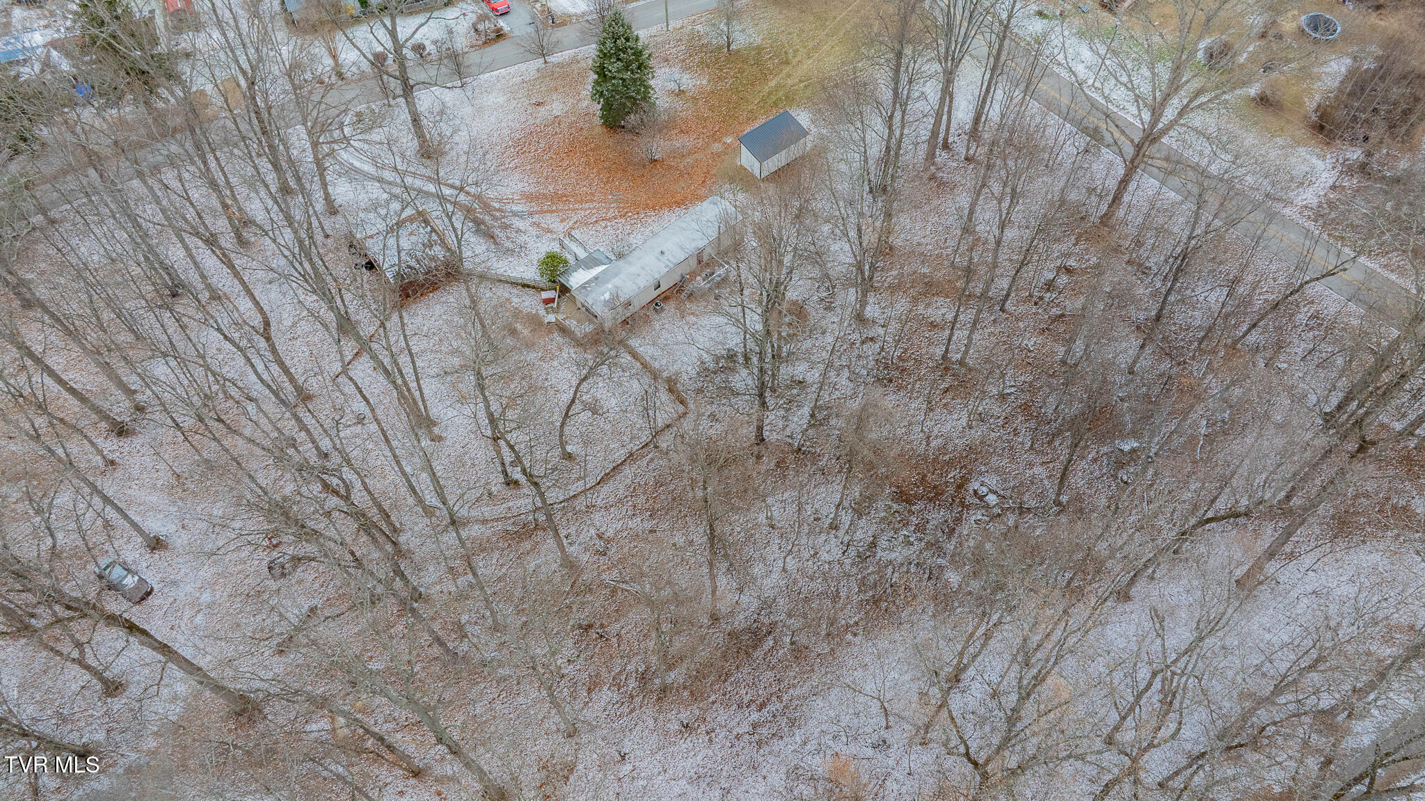 35 Boles Lane Chuckey, TN 37641 - Photo 25 of 27 dji_fly_20260128_154038_0529_17696331563