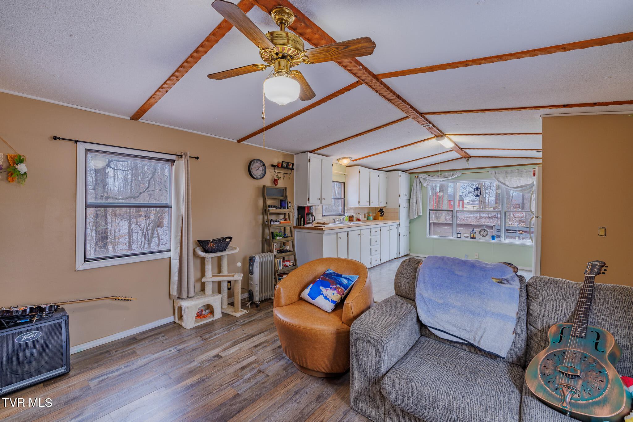 35 Boles Lane Chuckey, TN 37641 - Photo 5 of 27 1R9A3327-HDR