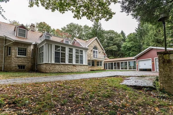 $699,000 | 2541 Springfield Pike, Connellsville, PA 15425