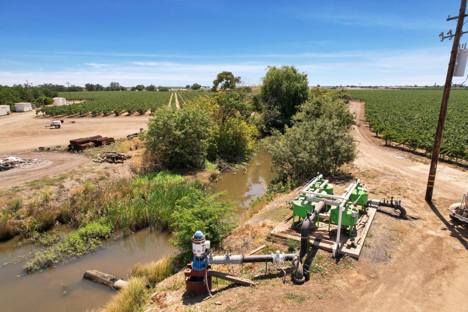 18190 Copperopolis Road Stockton, CA 95215 - Photo 7 of 35 a view of lake and mountain view
