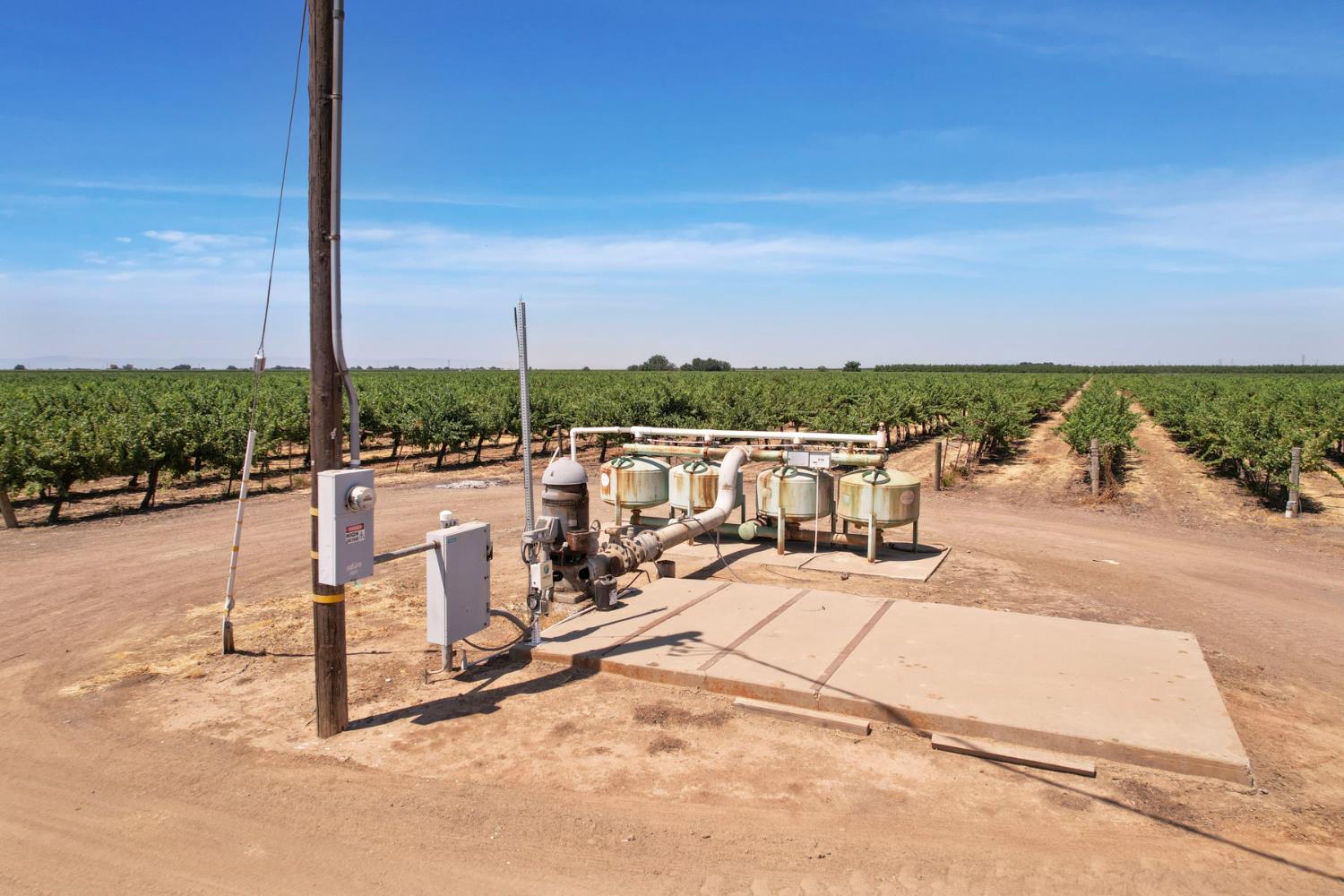 18190 Copperopolis Road Stockton, CA 95215 - Photo 10 of 35