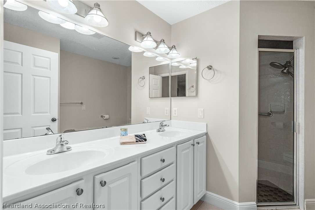 4501 Vantage Circle Sebring, FL 33872 - Photo 19 of 47 Master