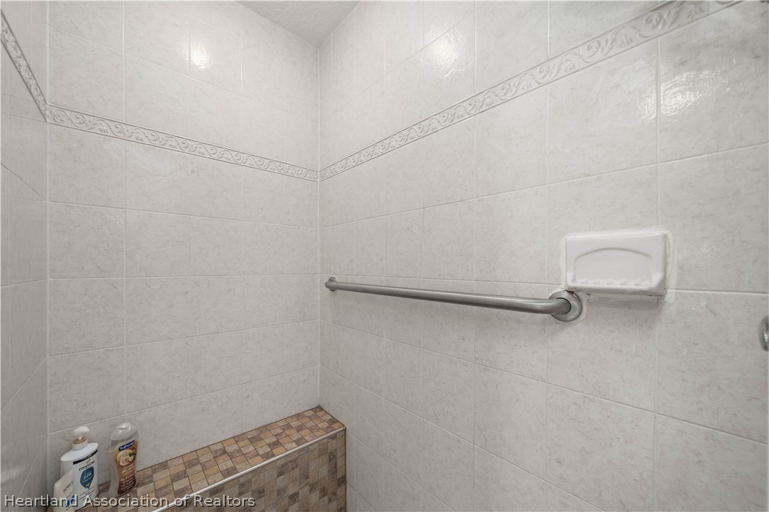 4501 Vantage Circle Sebring, FL 33872 - Photo 32 of 47 Guest
