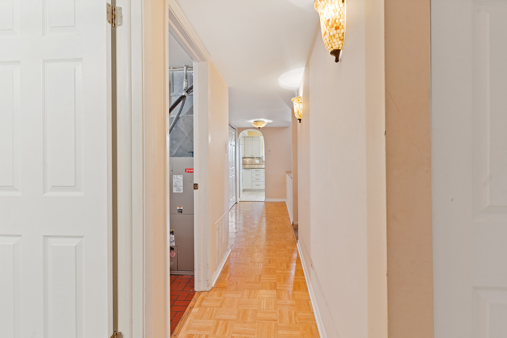 11130 NW Road, Unit E Palos Hills, IL 60465 - Photo 23 of 26 a view of a hallway with a white walls