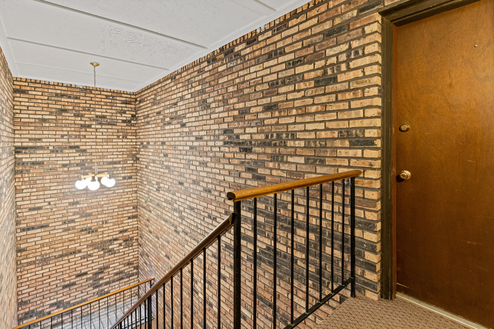 11130 NW Road, Unit E Palos Hills, IL 60465 - Photo 25 of 26 a view of a balcony