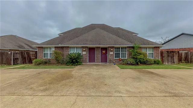 $1,600 | 3771 Oldenburg Lane, College Station, TX 77845
