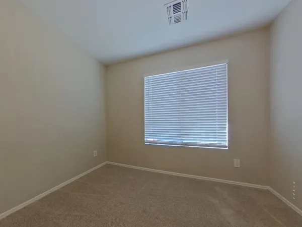 $2,609 | 7044 West Branham Lane, Laveen, AZ 85339