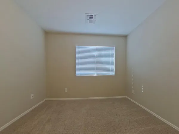 $2,609 | 7044 West Branham Lane, Laveen, AZ 85339
