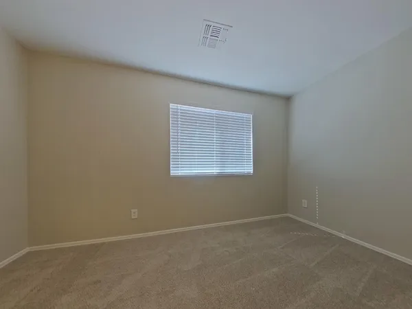 $2,609 | 7044 West Branham Lane, Laveen, AZ 85339