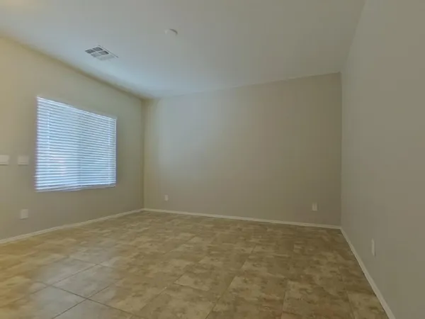 $2,609 | 7044 West Branham Lane, Laveen, AZ 85339