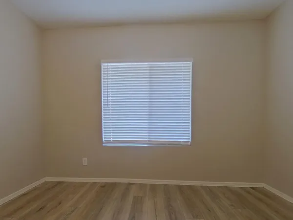 $2,609 | 7044 West Branham Lane, Laveen, AZ 85339