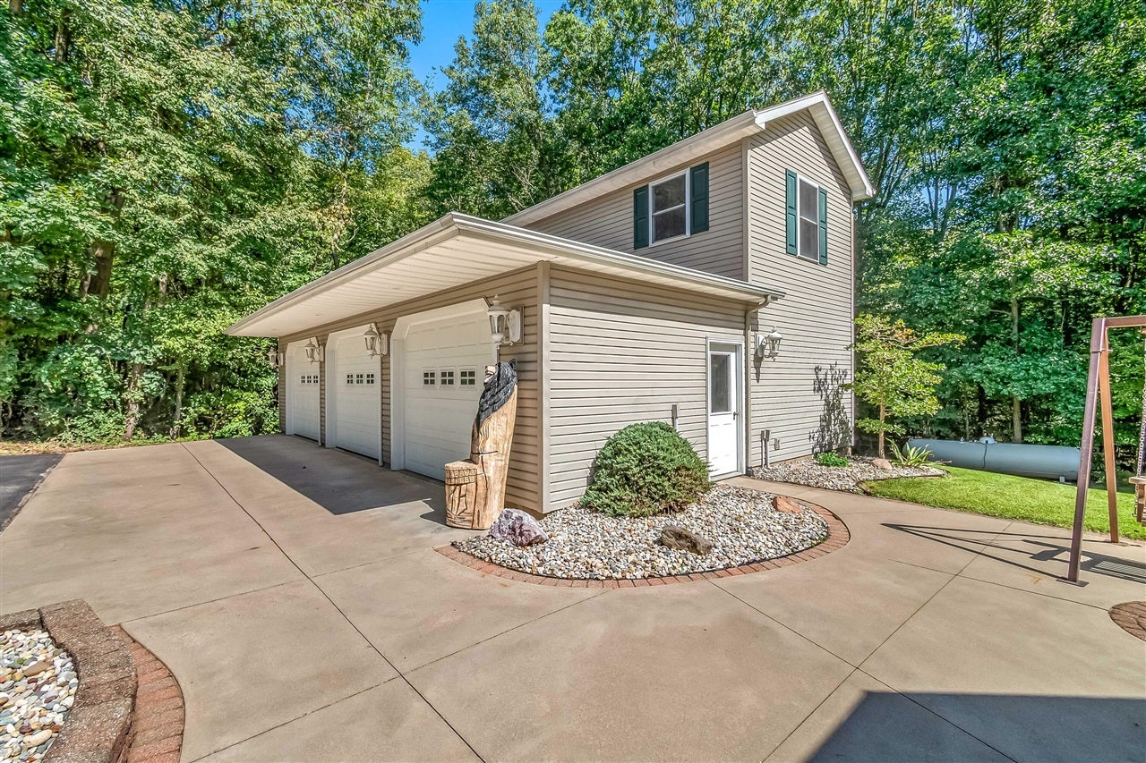 5607 Ridge Drive Reading, MI 49274 - Photo 17 of 69 Gallery Image 17