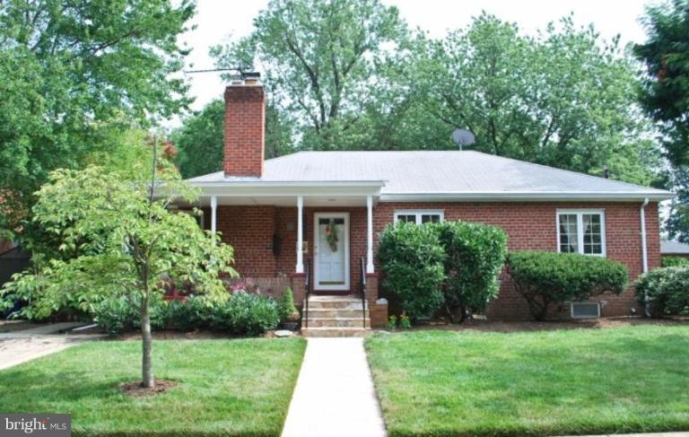 5608 5th Road South Arlington, VA 22204 - Photo 1 of 23 Exterior (Main)