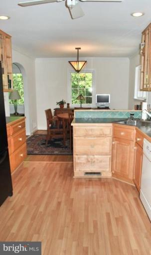 5608 5th Road South Arlington, VA 22204 - Photo 14 of 23 Kitchen