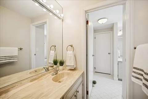 $1,599,000 | 898 Bridlegate Lane, Northfield, IL 60093