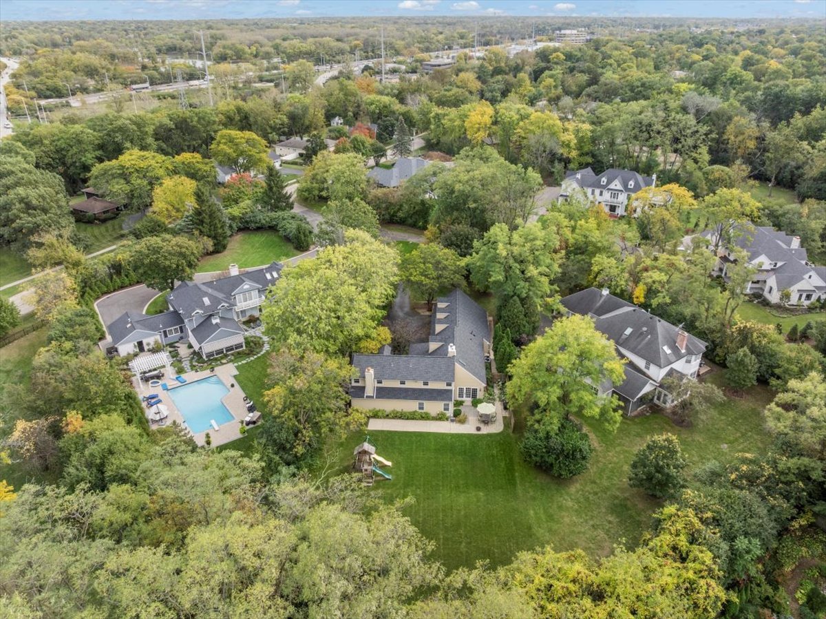 898 Bridlegate Lane Northfield, IL 60093 - Photo 39 of 43