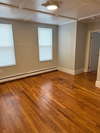 $3,000 | 187 East Main Street, Unit 1, Gloucester, MA 01930