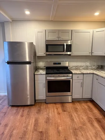$3,000 | 187 East Main Street, Unit 1, Gloucester, MA 01930