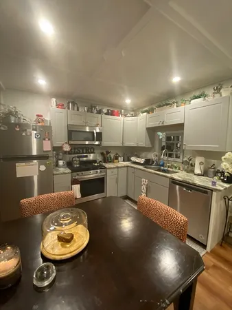 $3,000 | 187 East Main Street, Unit 1, Gloucester, MA 01930