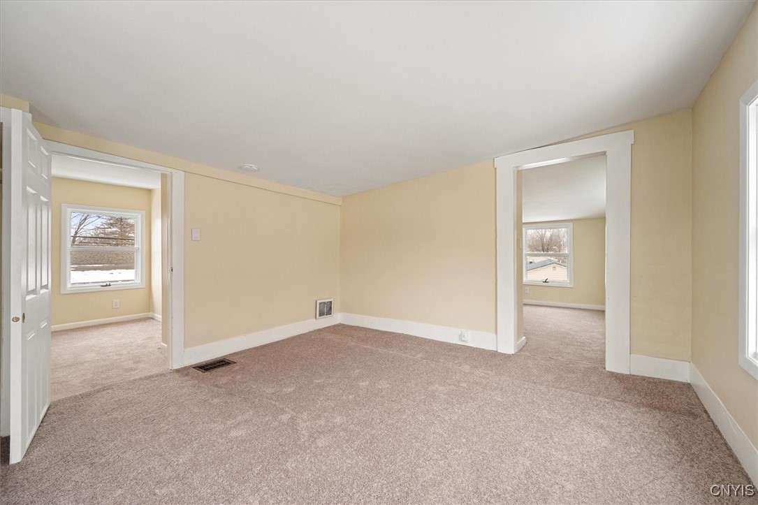 546 Stone Street Oneida, NY 13421 - Photo 25 of 33