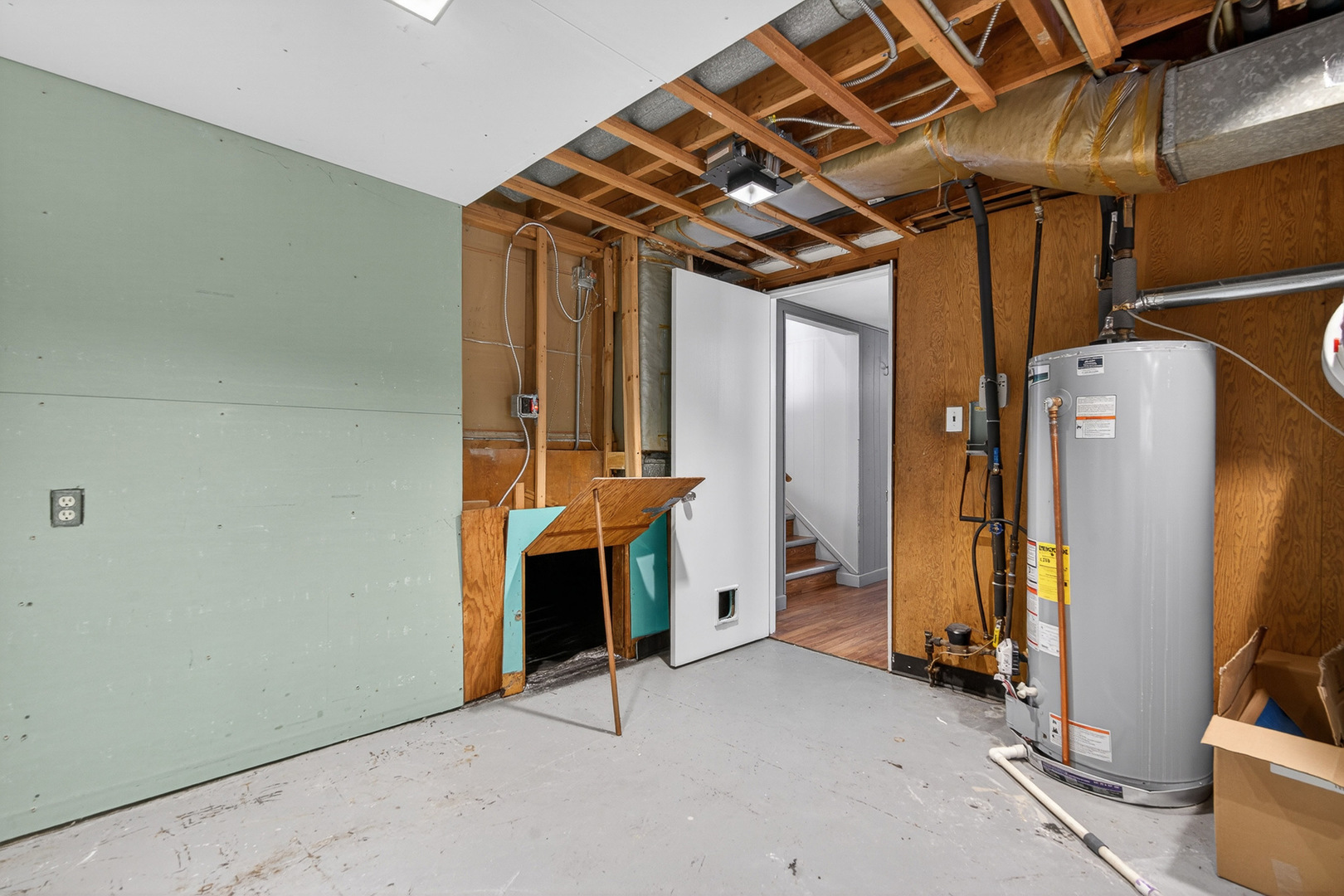 8516 West Normal Avenue Niles, IL 60714 - Photo 29 of 35 a view of an empty room