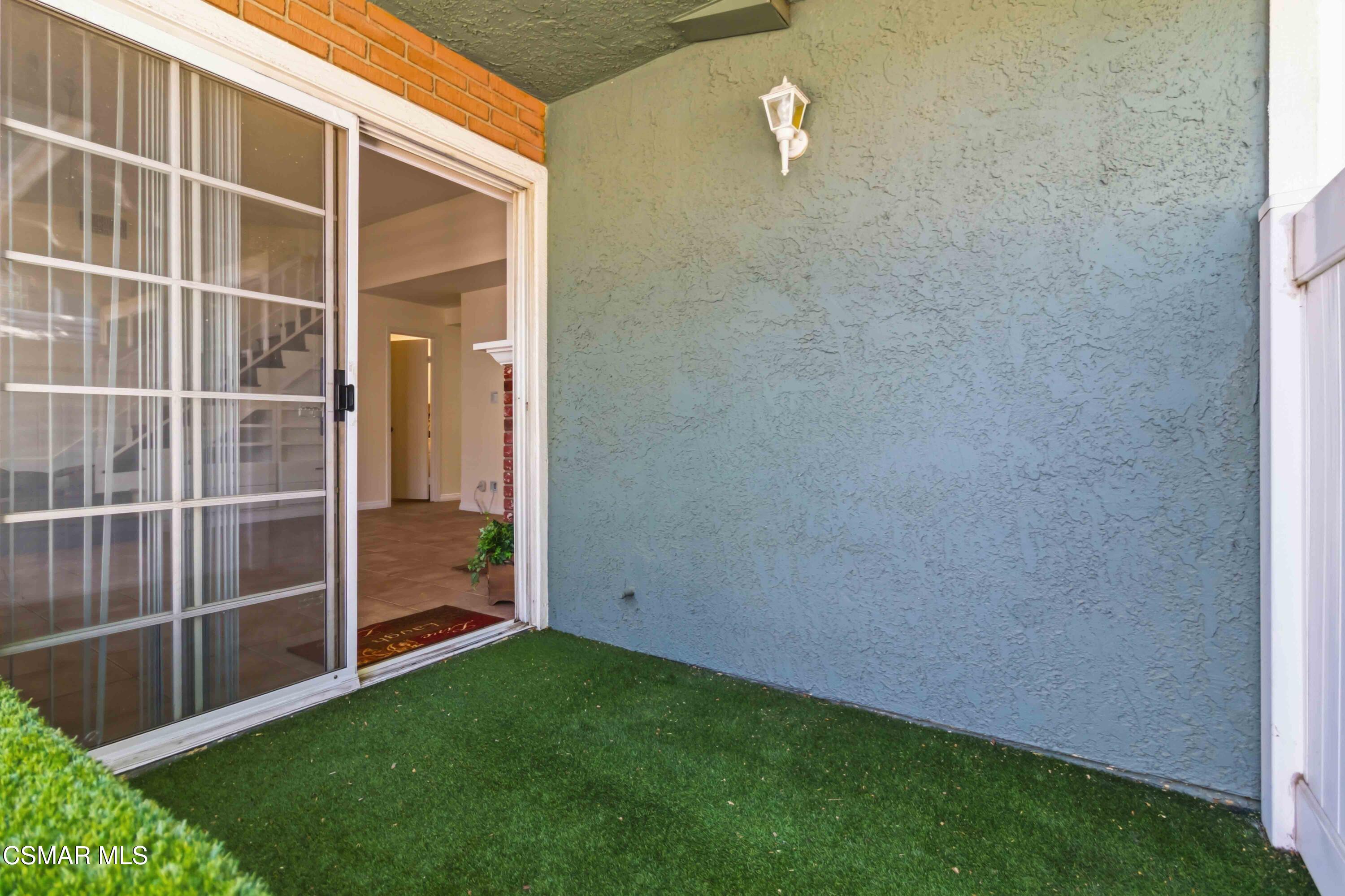 1962 Rory Lane, Unit 1 Simi Valley, CA 93063 - Photo 30 of 42 033
