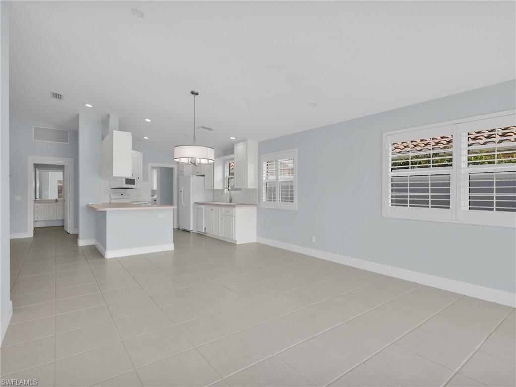 4231 Redonda Lane Naples, FL 34119 - Photo 15 of 42