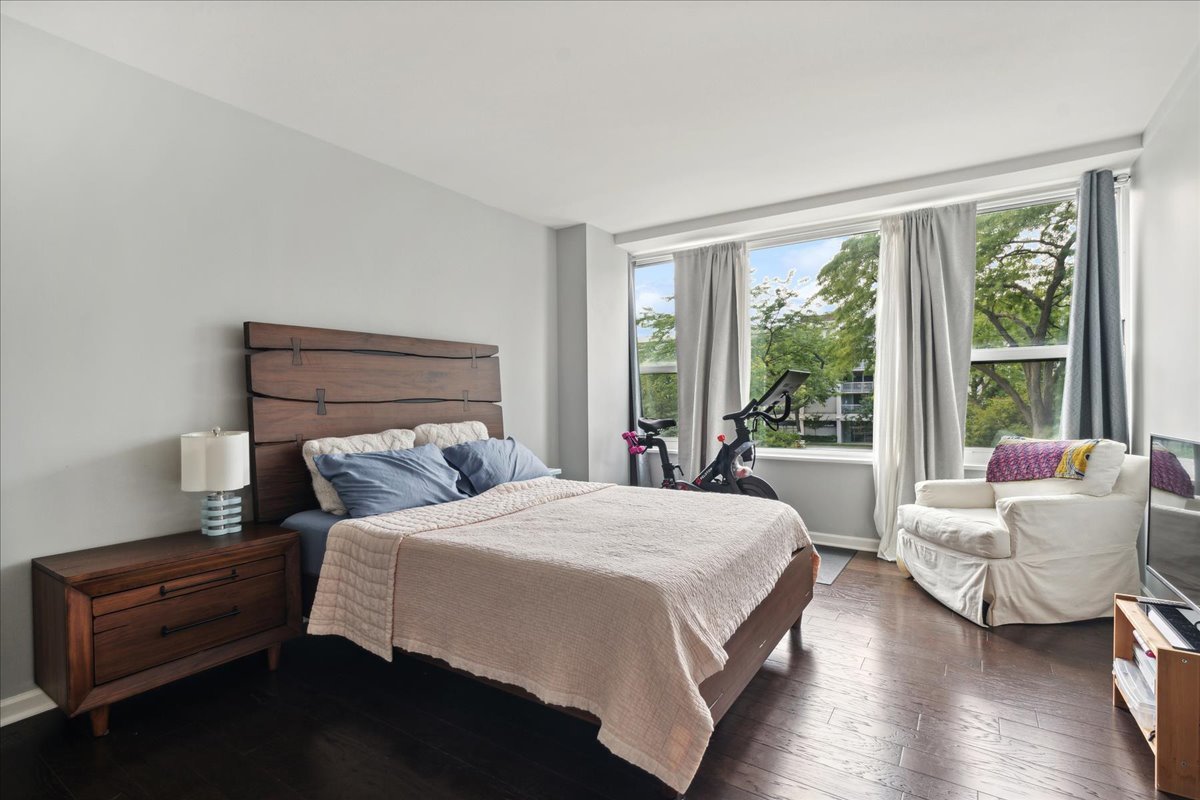 1616 Sheridan Road, Unit 3B Wilmette, IL 60091 - Photo 13 of 24