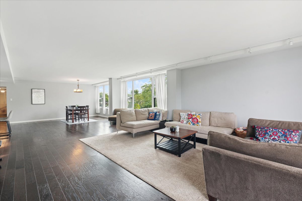 1616 Sheridan Road, Unit 3B Wilmette, IL 60091 - Photo 6 of 24