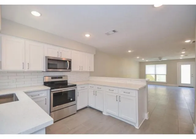 $1,750 | 6315 Bowers Street, Wallis, TX 77485