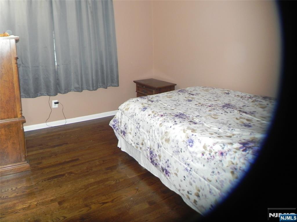 18 La Rosa Drive Little Ferry, NJ 07643 - Photo 9 of 17