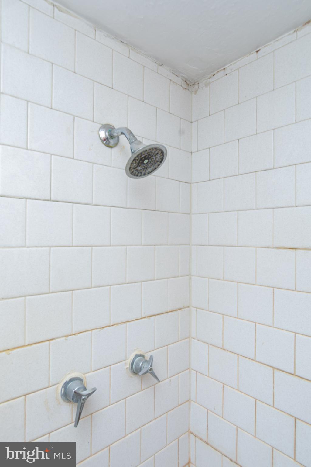 8914 Dogwood Road Baltimore, MD 21244 - Photo 13 of 32 Gallery Image 13
