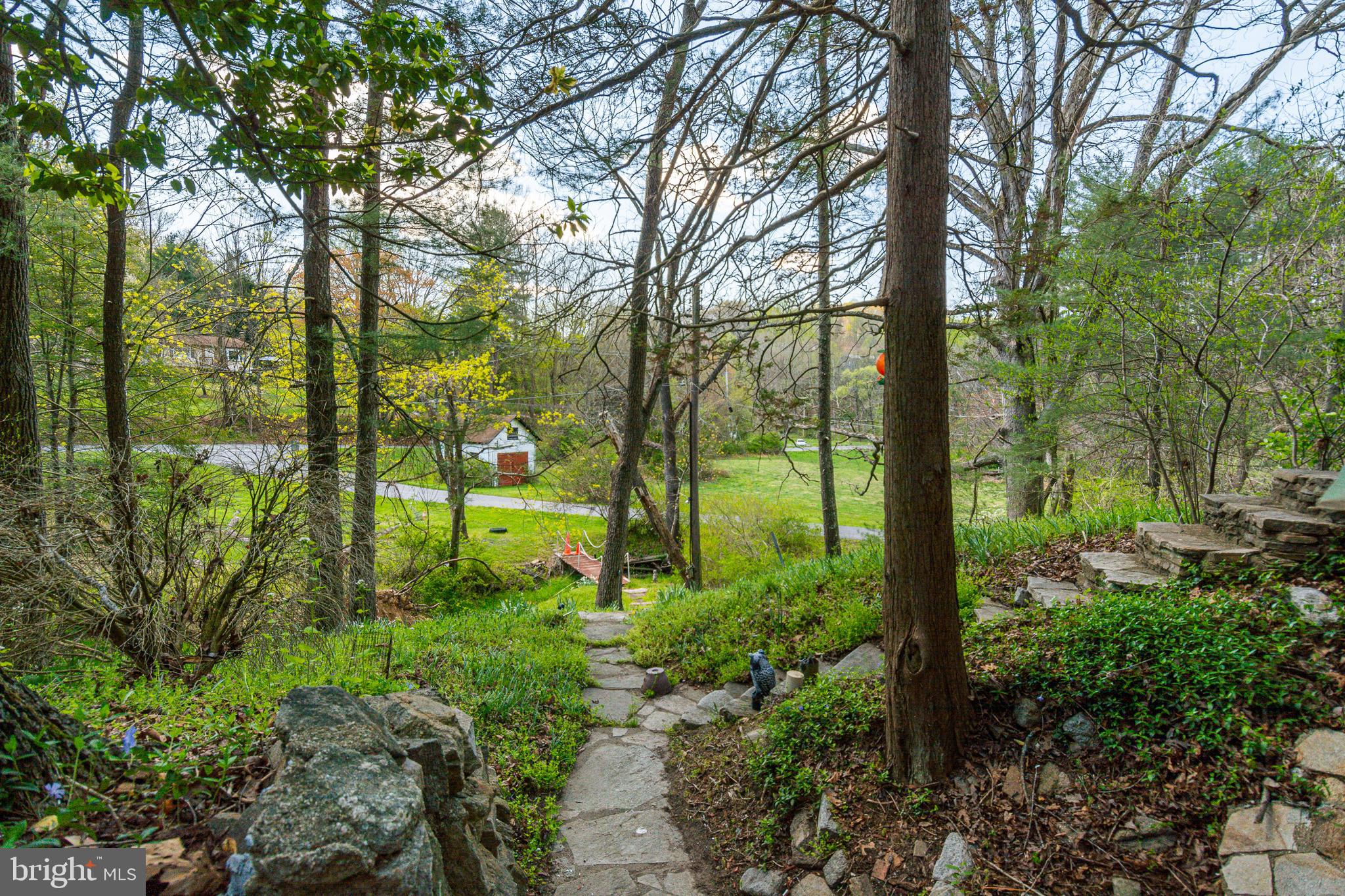 8914 Dogwood Road Baltimore, MD 21244 - Photo 22 of 32 Gallery Image 22