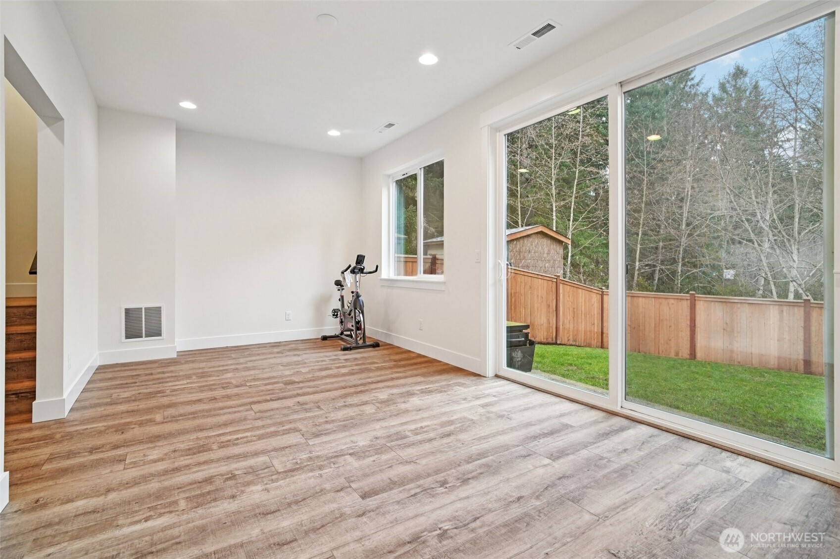 18300 121st Place Southeast Renton, WA 98058 - Photo 14 of 15