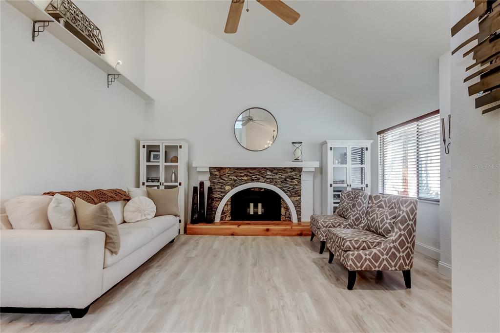 12625 Shell Point Drive Hudson, FL 34667 - Photo 5 of 46