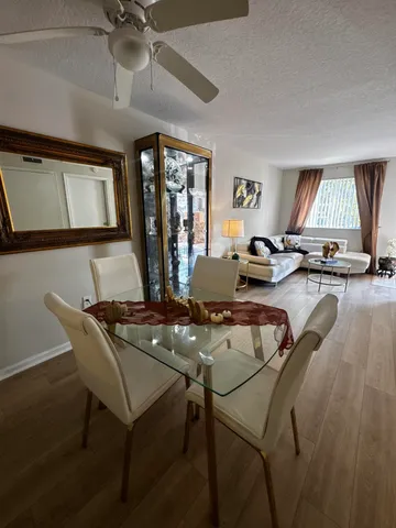 $2,100 | 3810 North Jog Road, Unit 105, Royal Palm Beach, FL 33411