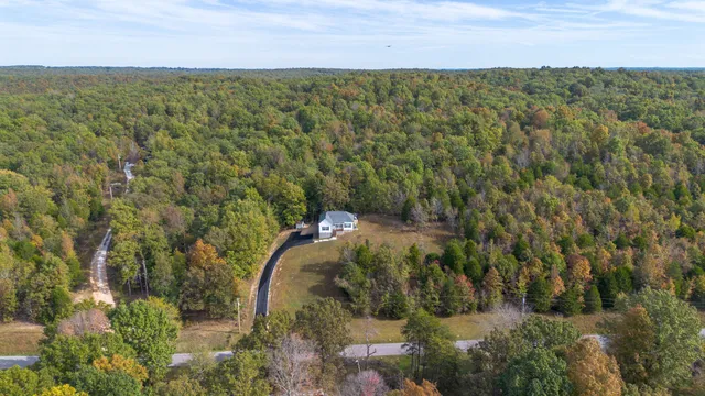 $349,900 | 2800 North Hurricane Creek Road, McEwen, TN 37101