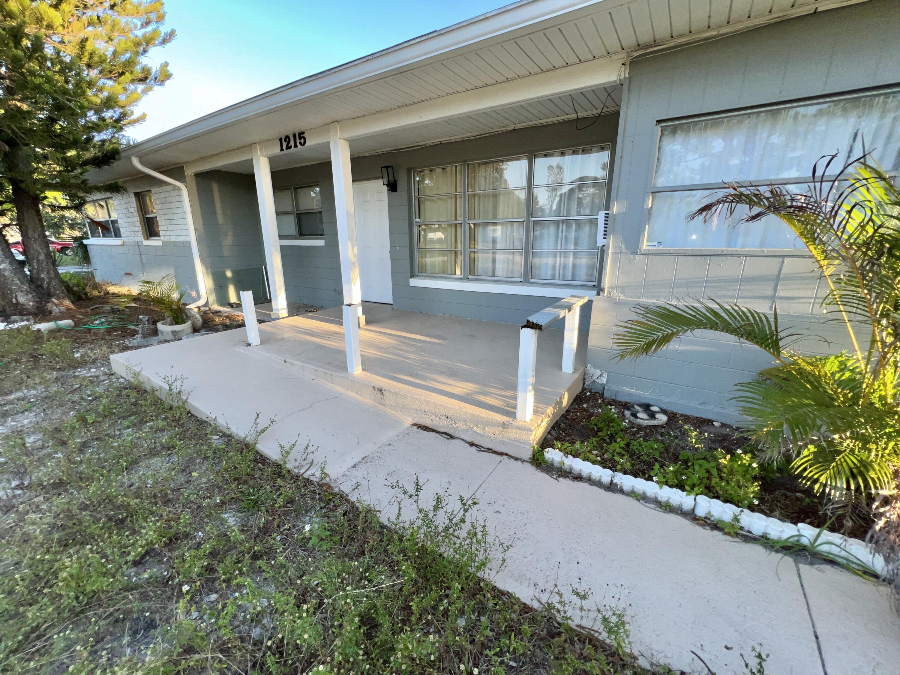1215 Alamanda Lane Cocoa, FL 32922 - Photo 2 of 17 Accessible Ramp