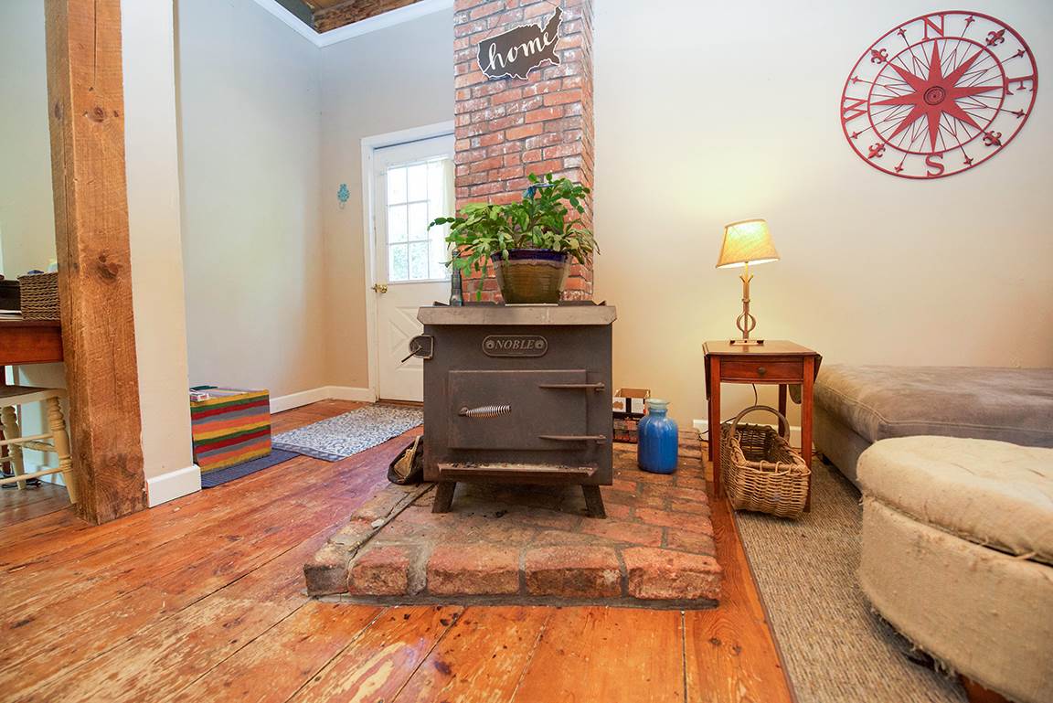 146 Towle Road Chester, NH 03036 - Photo 4 of 36