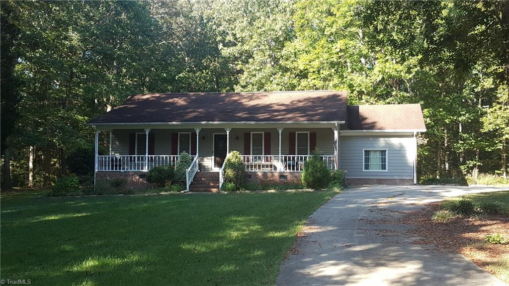 394 Forest Ridge Lane Lexington, NC 27292 - Photo 2 of 29