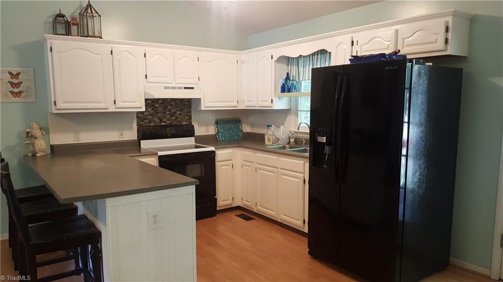 394 Forest Ridge Lane Lexington, NC 27292 - Photo 10 of 29
