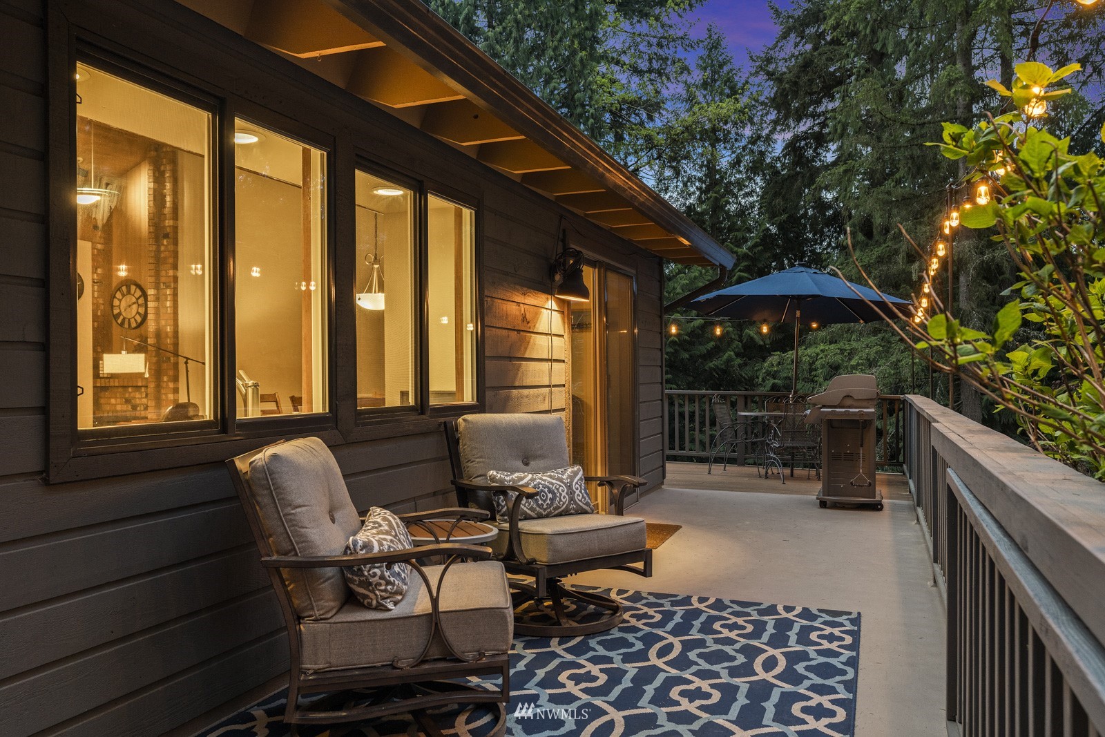 21932 3rd Drive Southeast Bothell, WA 98021 - Photo 29 of 40 a patio with patio a couch and chairs
