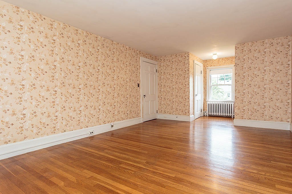 92 Standish Road Watertown, MA 02472 - Photo 8 of 20