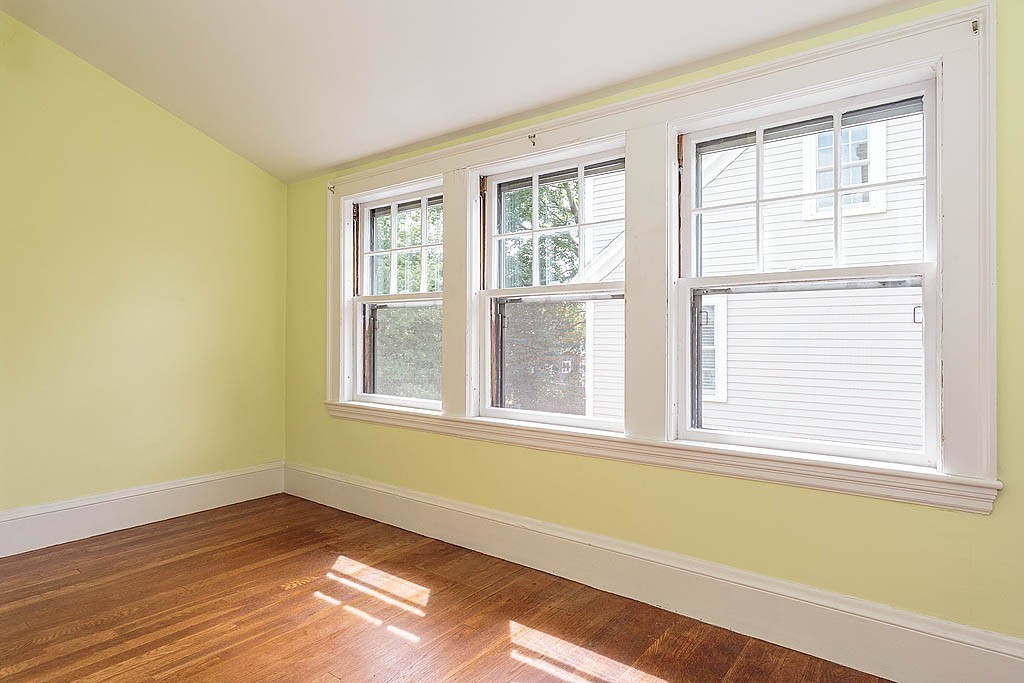 92 Standish Road Watertown, MA 02472 - Photo 9 of 20